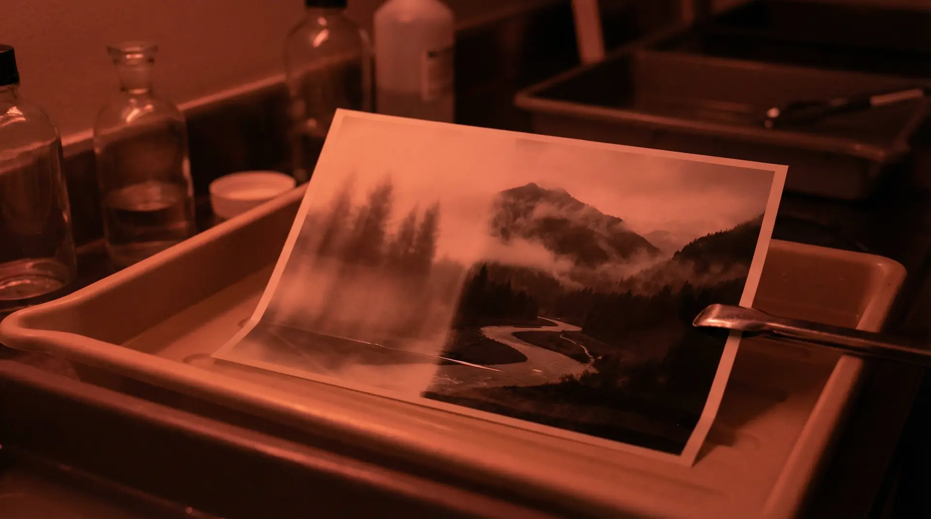 流氓软件 APP下载背景